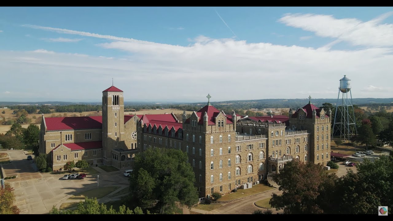 Gorgeous Arkansas Wedding at Subiaco Abbey