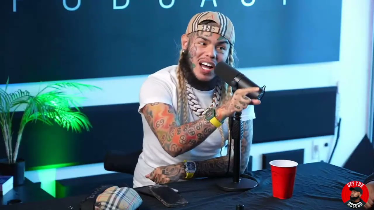 Off The Record с DJ Akademiks (Pilot) — Wack100 критикует 6ix9ine за поход в Nipsey Hussle Hood