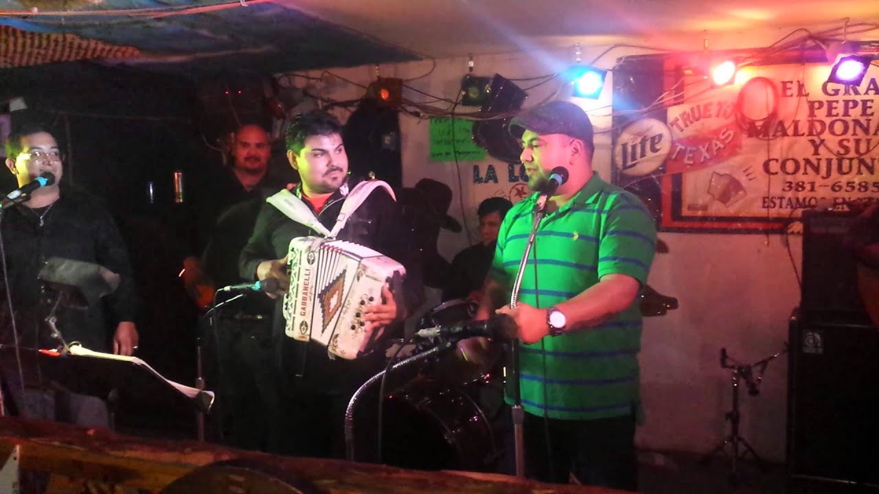 Ruben Vela Jr y su Conjunto