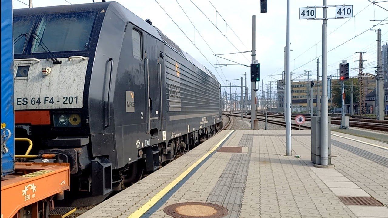 Abfahrt einer 189 mit LKW Walter Güterzug ( ES 64 F4 - 201 )