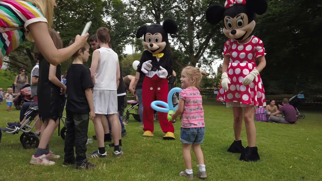 Hertford Castle Teddy Bears' Picnic