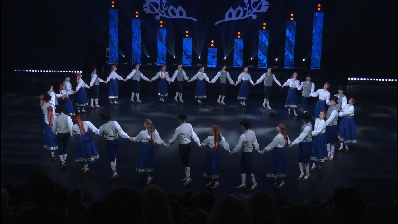 Tartu Ülikooli Rahvakunstiansambli 80. aastapäeva kontsert 26. aprillil 2025 A Le Coq spordihoones