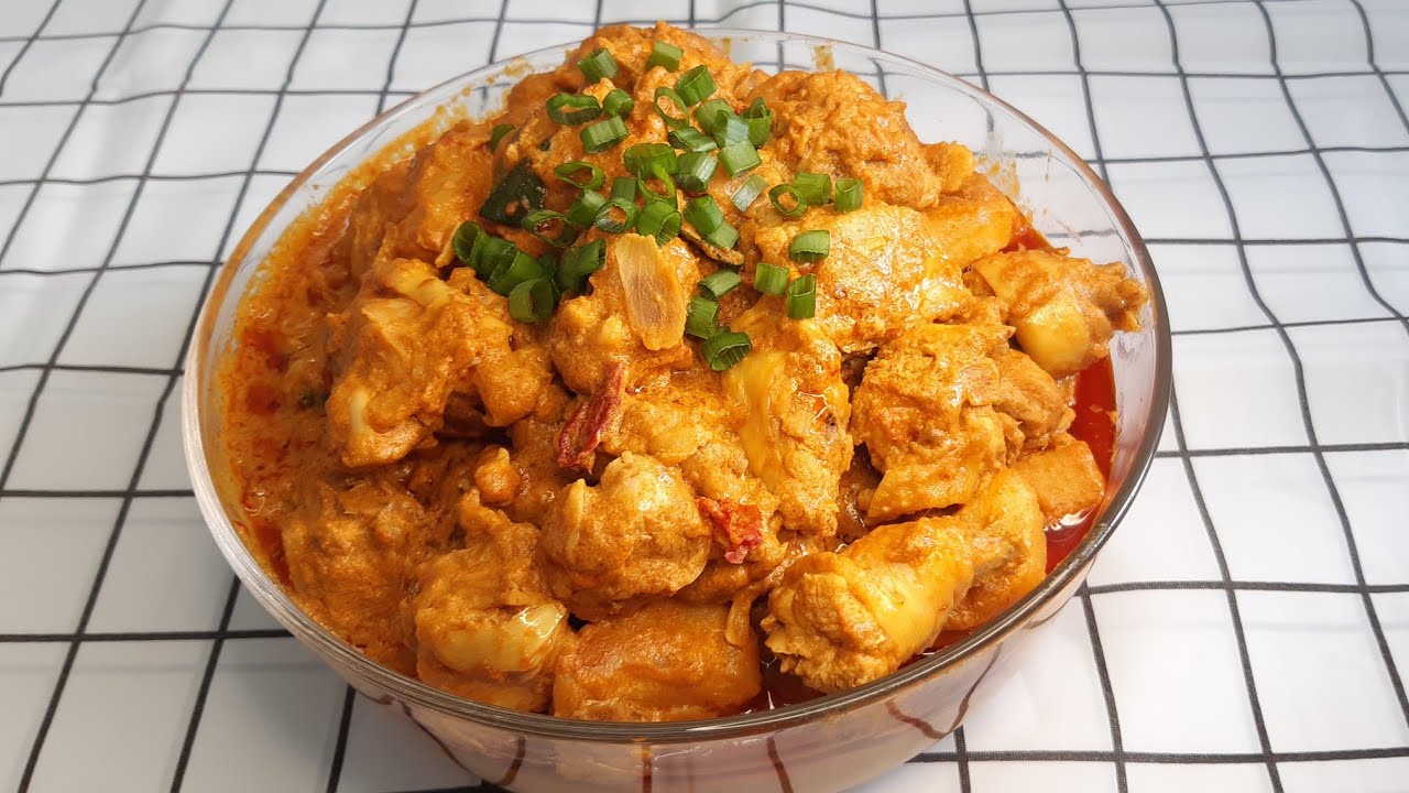 How to Make Dry Curry Chicken