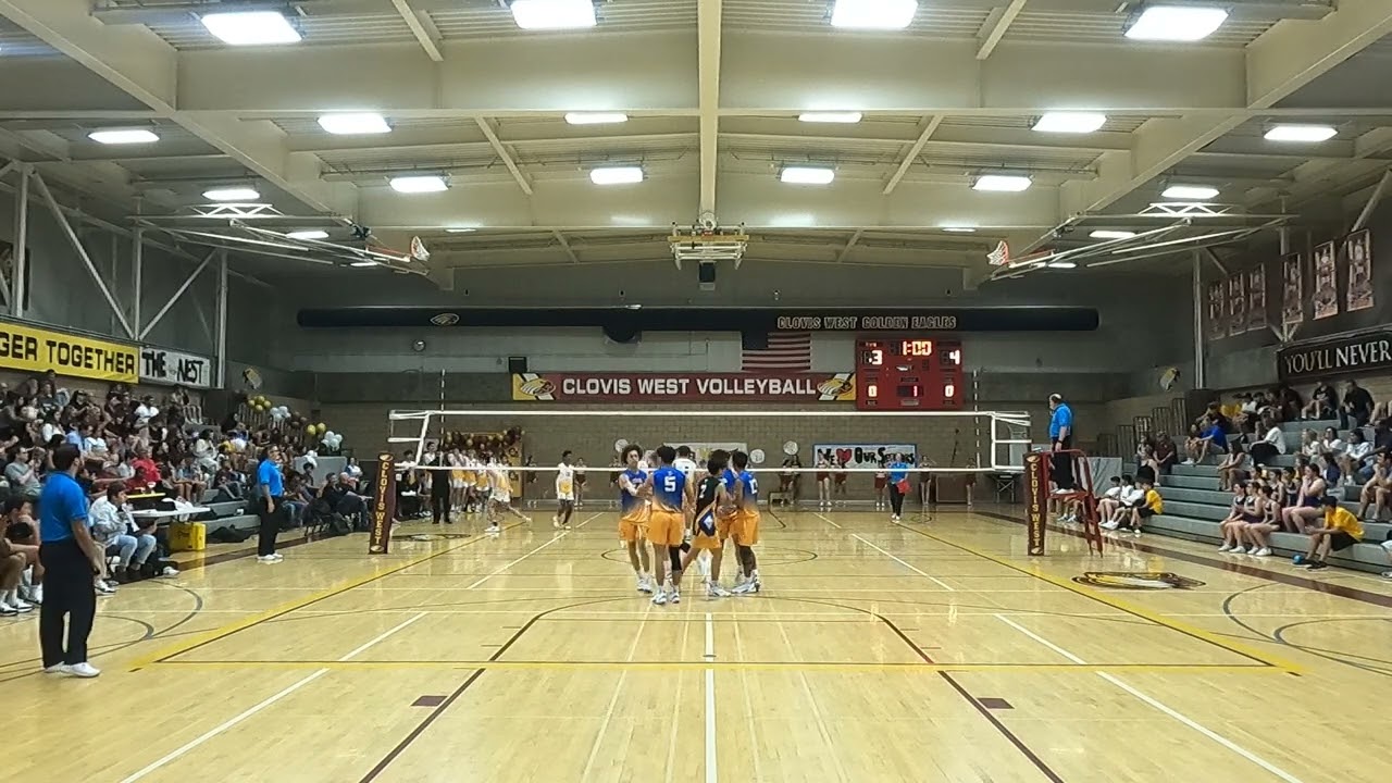 Clovis High vs Clovis West 1st set Pt 1