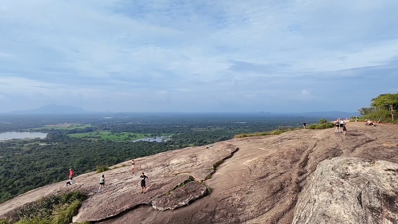 Is THIS Better Than Sigiriya?! | Pidurangala Rock 🇱🇰