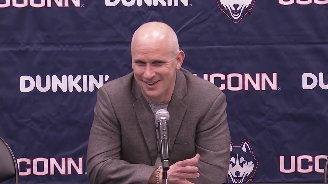 UConn Men's Basketball Postgame Press Conference | Villanova