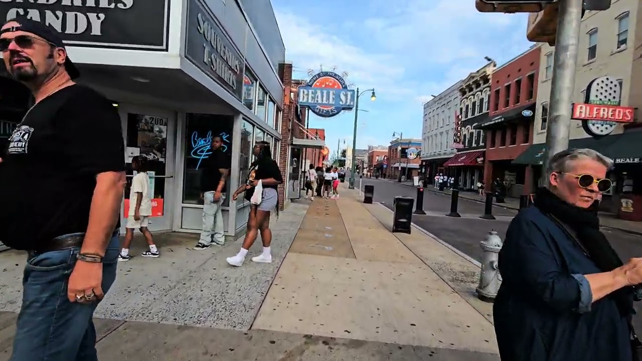 Walking In Memphis! Beale Street.