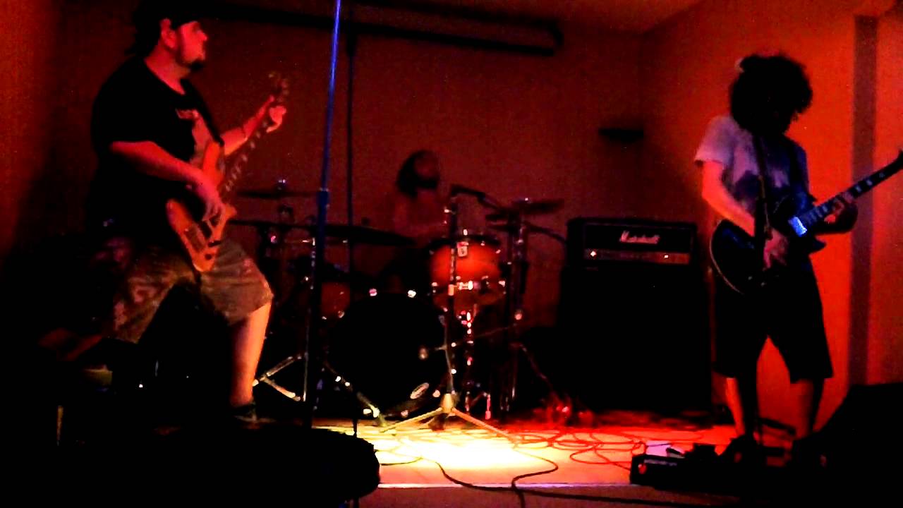 Moon Tooth, Silver Gallows - Bats in the Attic - Goon