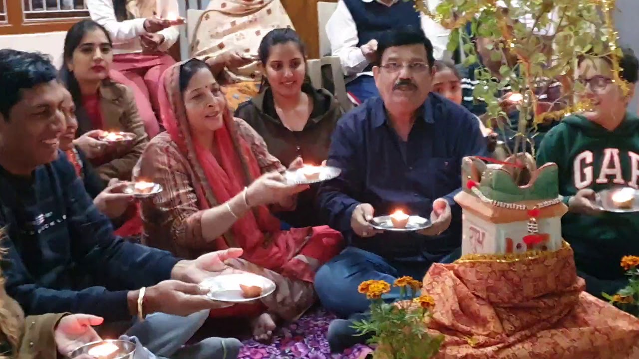 Tulsi Mata Ji ki Aarti in Multani#tulsi #matarani  #aarti #multani 