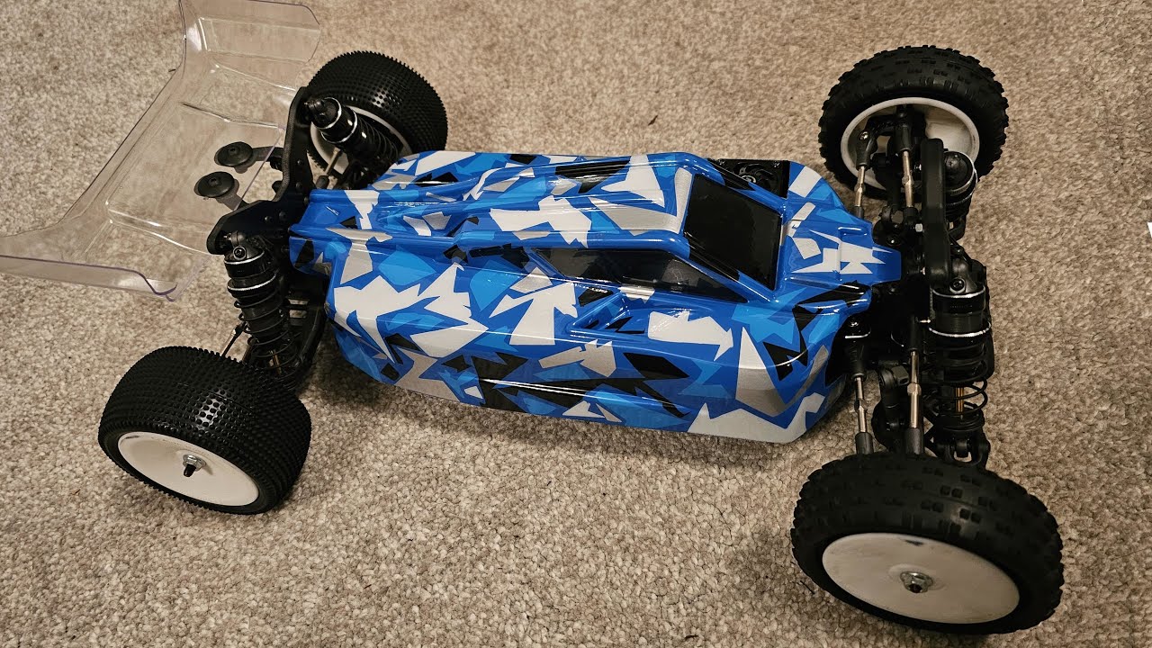 Schumacher Cat L1R assembly time-lapse