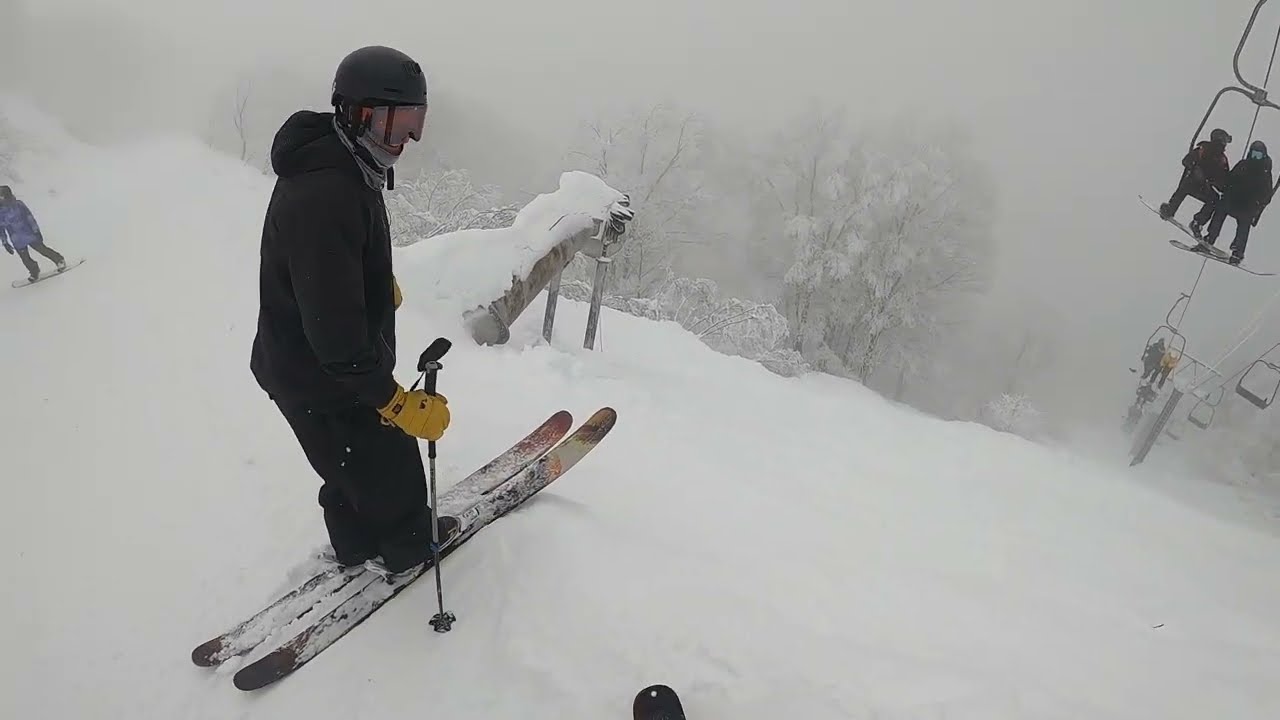 POWDER DAY Skiing @ Hakuba Cortina Japan!!