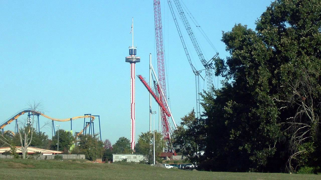 Carowinds Intimidator Construction