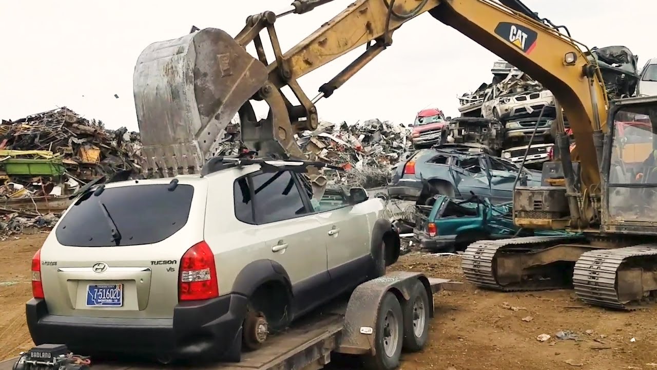 How Dangerous Strong Excavators Can Easily Destroy An Audi Car In Second | Heavy Equipment Machines