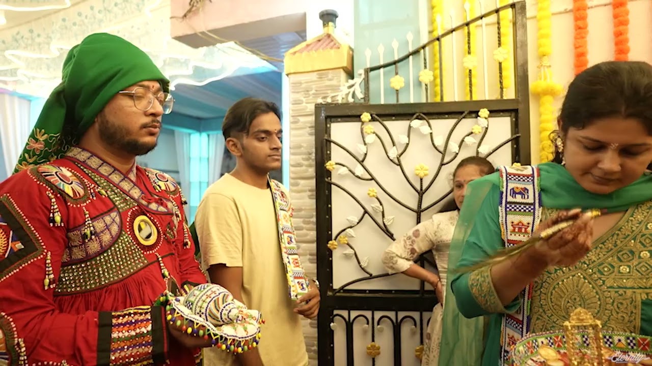 VJAY & RINKLE GARBA  TRADITIONAL  V1