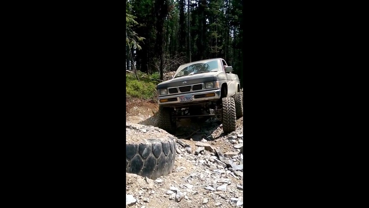 Nissan Hardbody SAS