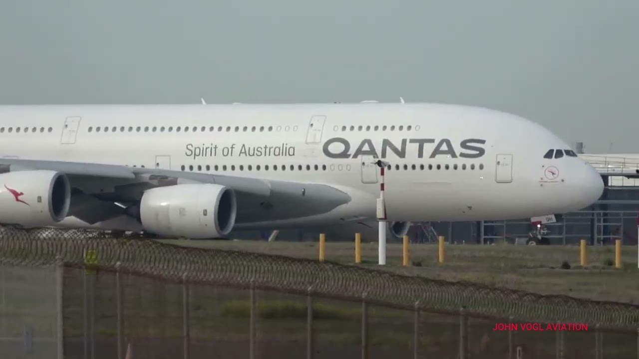 QANTAS 🦘 A380 SUPER LANDING AND TAKE OFF RWY34 MELBOURNE INTERNATIONAL AIRPORT YMML🦘🛬🛫