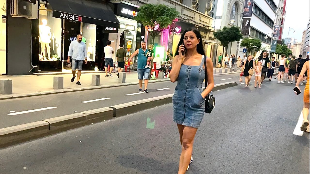 Romania🇷🇴has the most BEAUTIFUL women in the WORLD💃🏼|Walk on Calea Victoriei 2021|Sunday night🔥