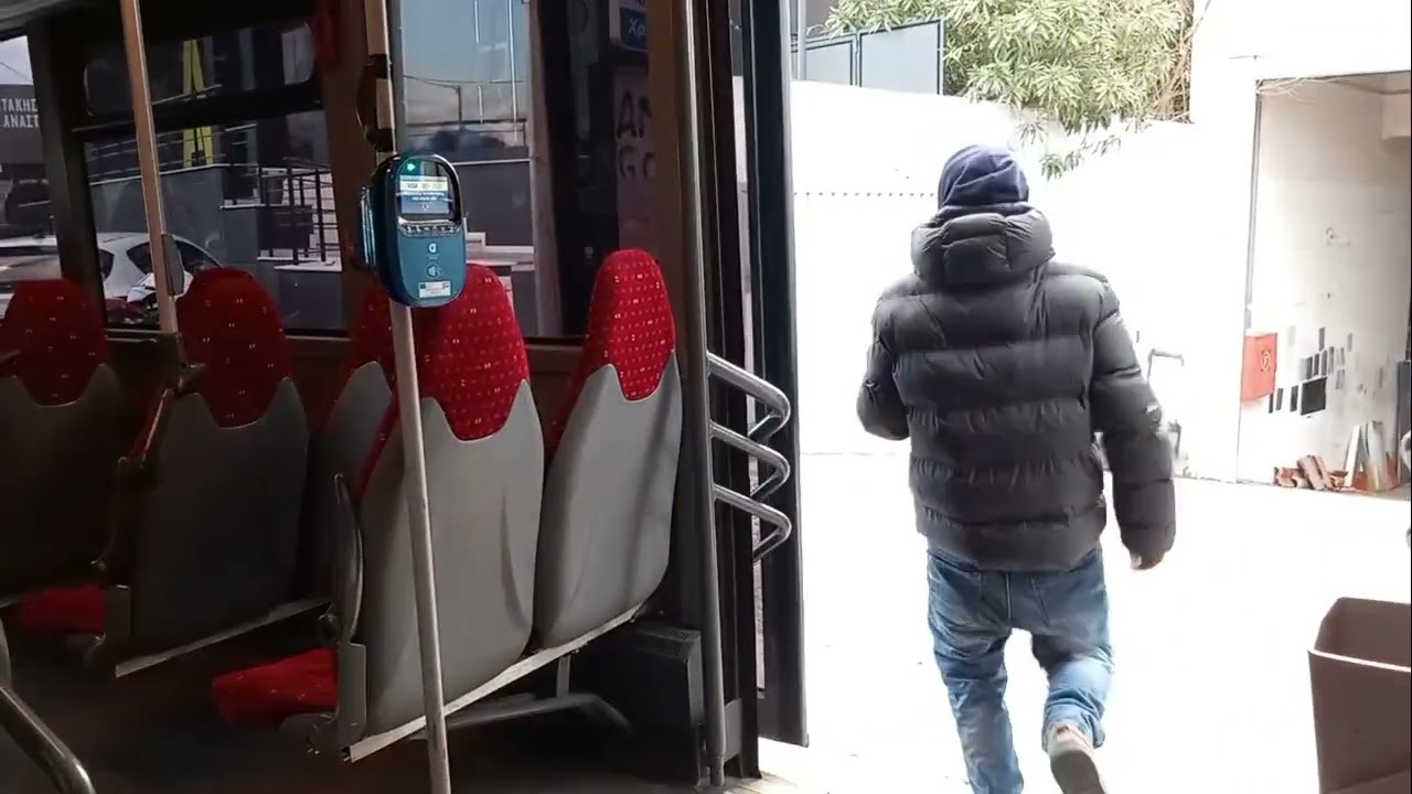 Διαδρομή με την Β9 από Πλατεία Ελαιών μέχρι Τέρμα.