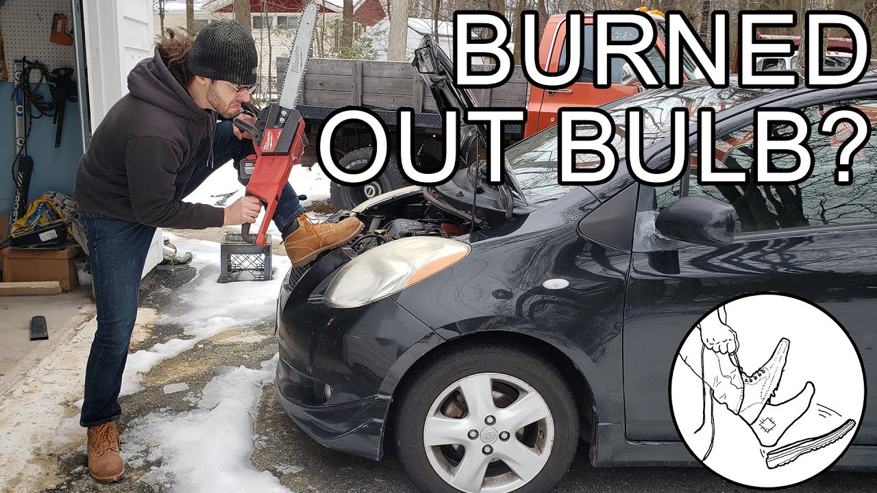 Toyota Yaris Headlight Bulb Replacement How To (Chainsaw Method)