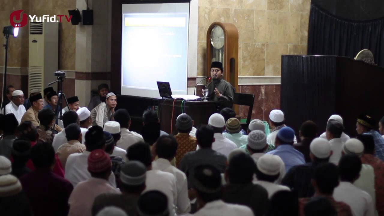 Kajian Tafsir Al Quran: Muqodimah Tafsir Surat Al Ashr - Ustadz Abdullah Zaen, MA