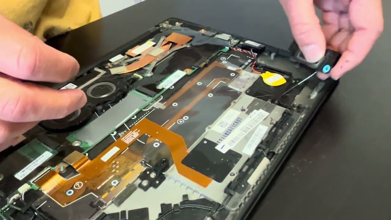 Lenovo X1 ThinkPad Carbon Gen 9 Laptop. Easy DIY at home disassembly  repair or upgrade instructions