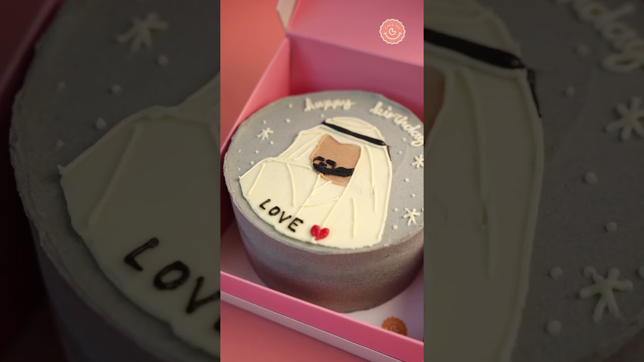 Customized Birthday Cakes, UAE | Cake Me