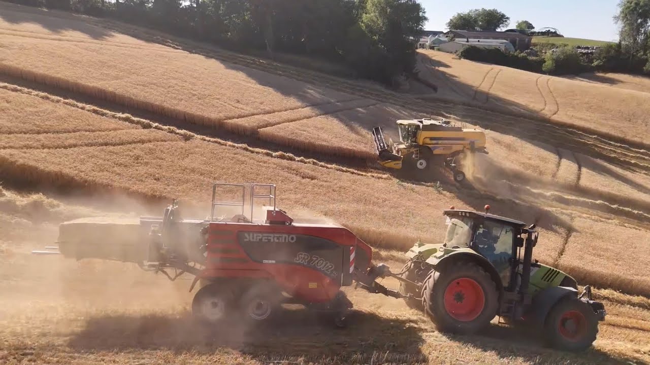 ￼Forte pente !!! Moisson , pressage , traite des chèvres dans le CANTAL