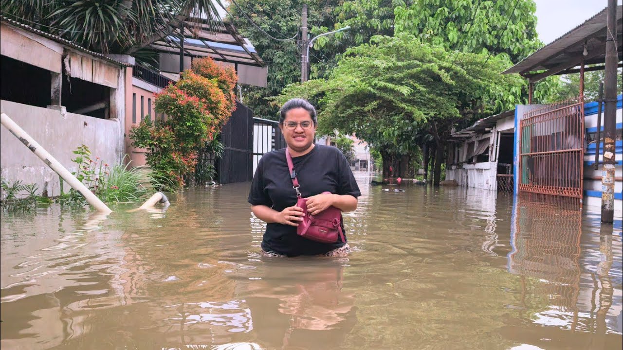 🔴 Banjir dan Sampah Kepung Perumahan Taman Jeruk Jakbar❗️Mobil & Motor Auto Diungsikan❗