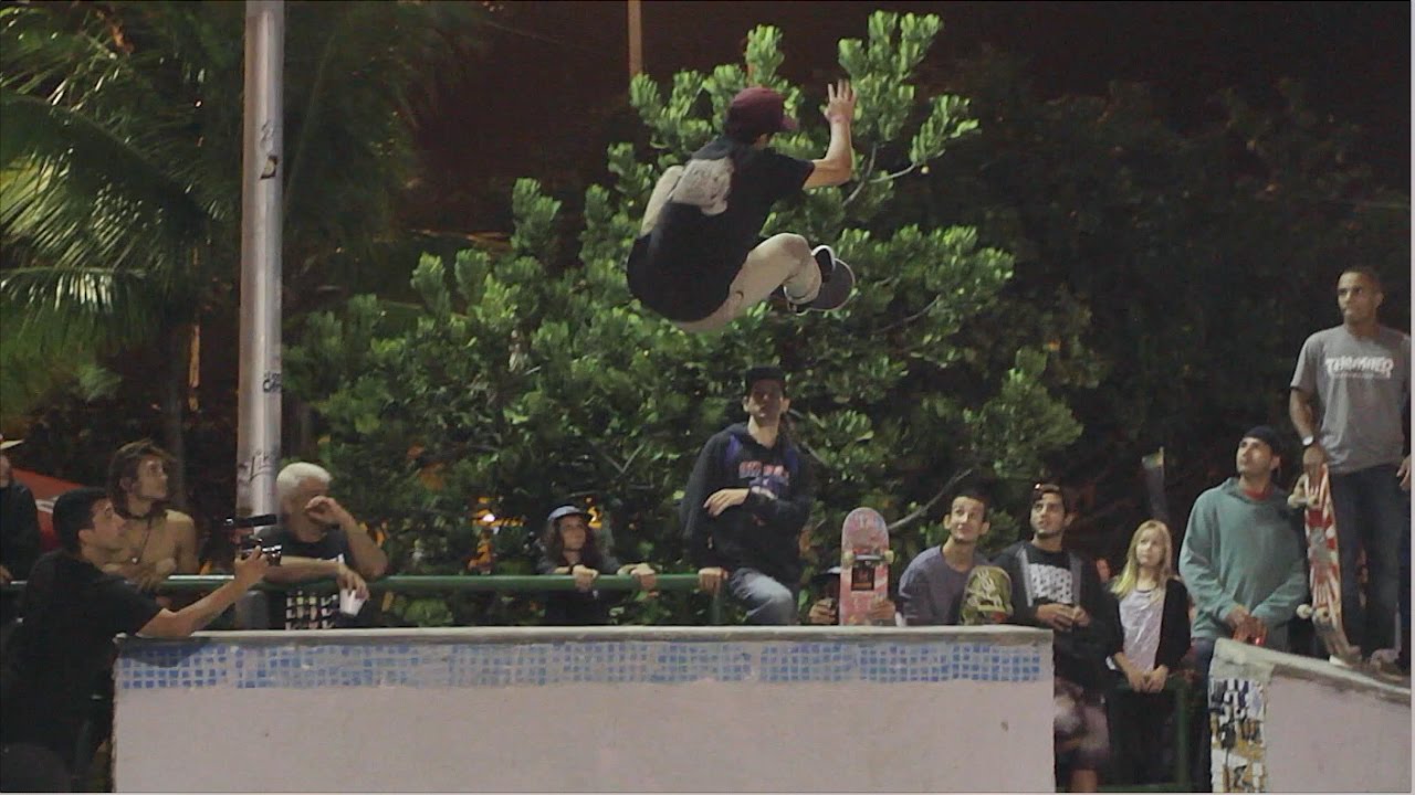 Layback Best Trick na Pra&ccedil;a Du&oacute;