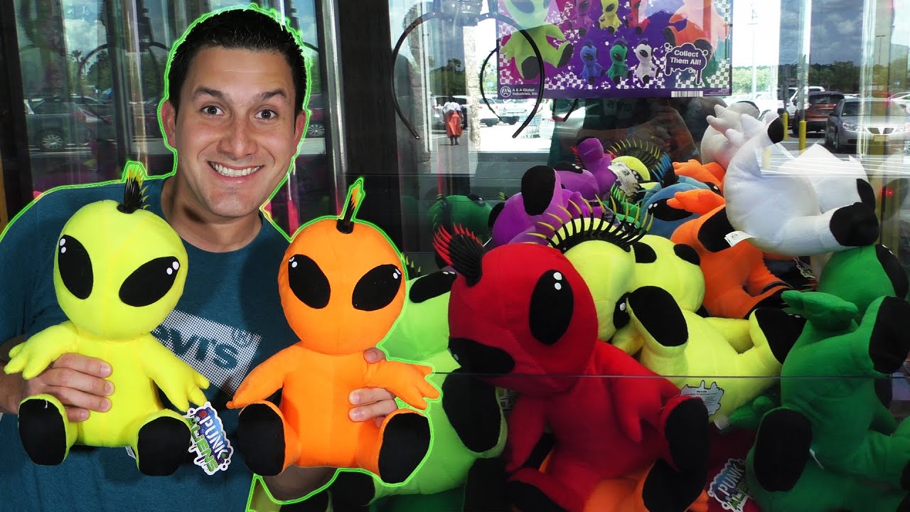 Punk Aliens - Claw Machine Wins