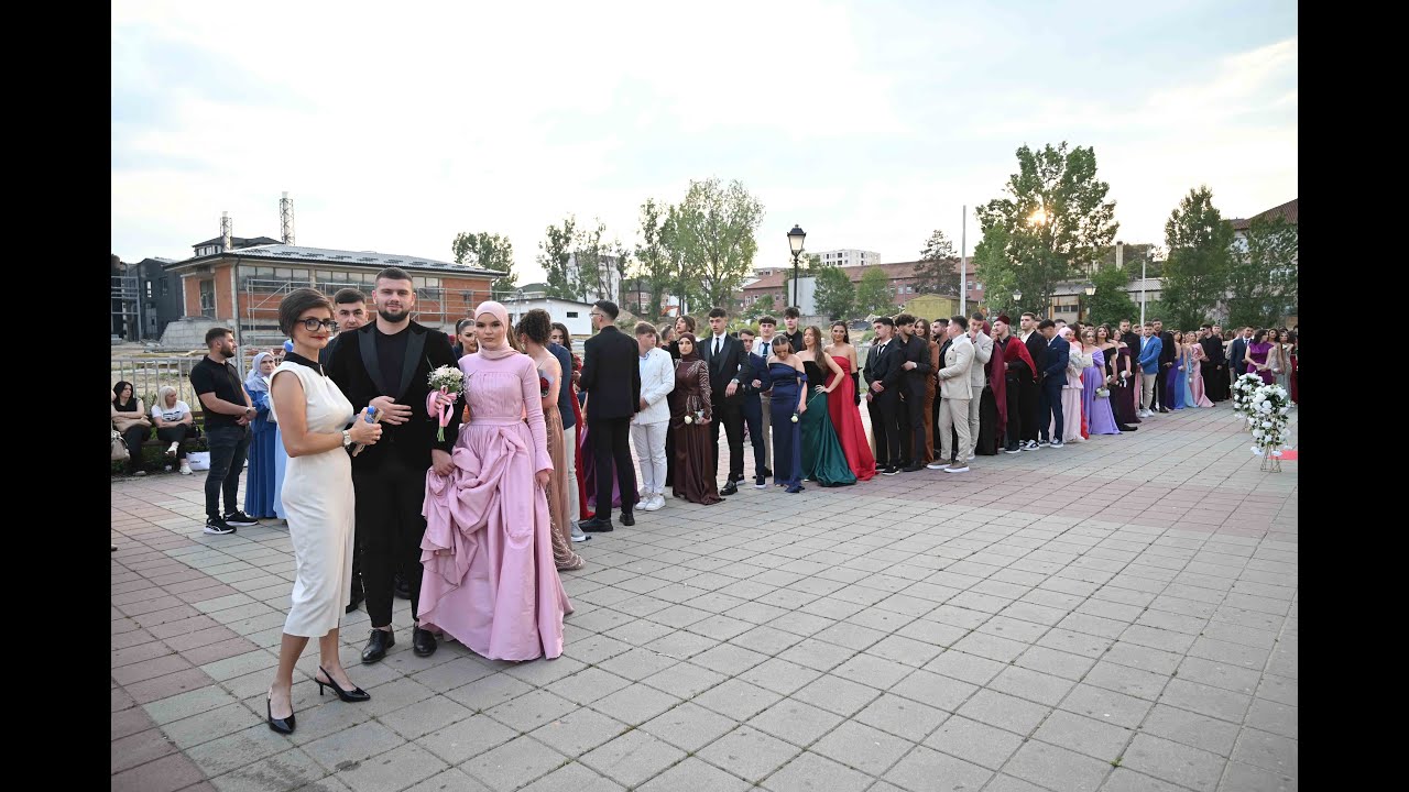 Defile maturanata - Medicinska škola 