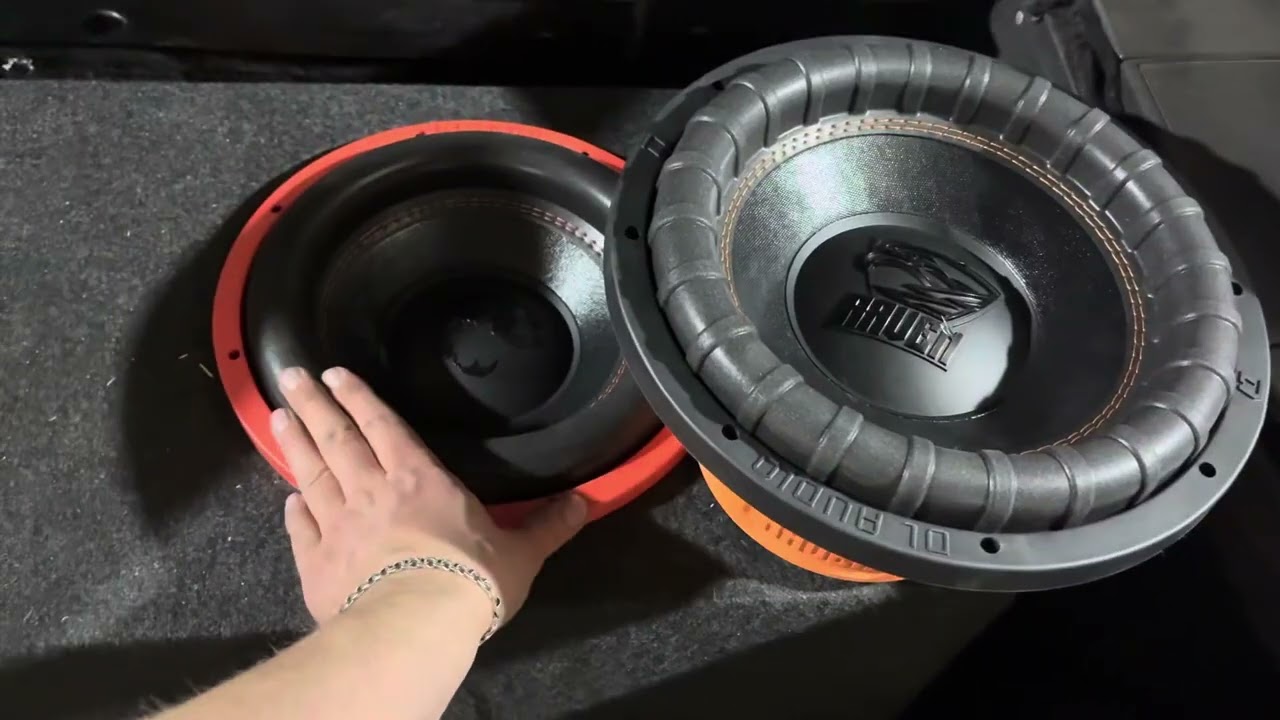 Установка сабвуфера DL Audio Raven 12 v.2