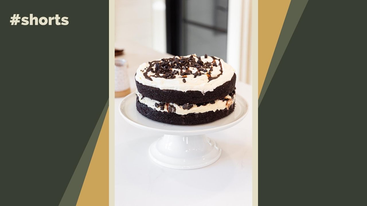 An easy-to-make homemade ice cream cake (using homemade or store-bought items) #shorts