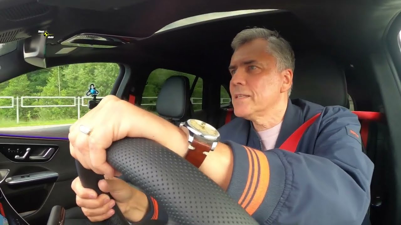 Jānis Šipkēvics izmēģina Mercedes Benz EQE SUV
