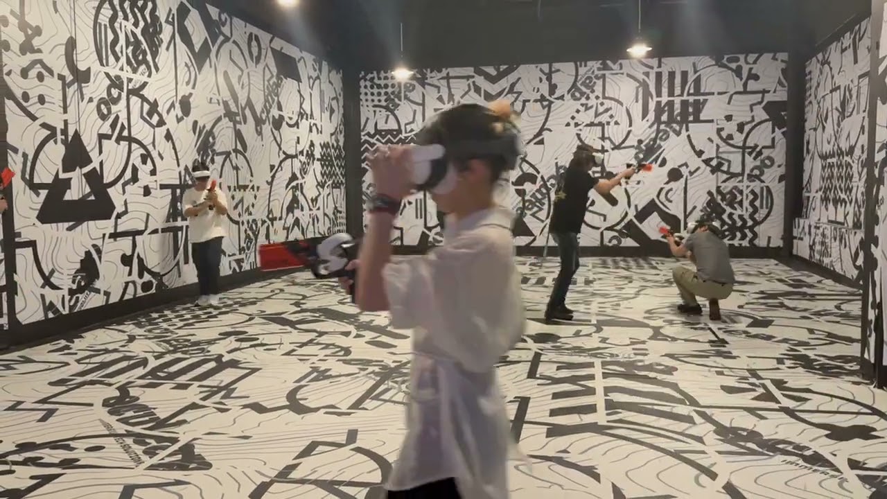 VR Free roaming for 10 players from Oculeap 