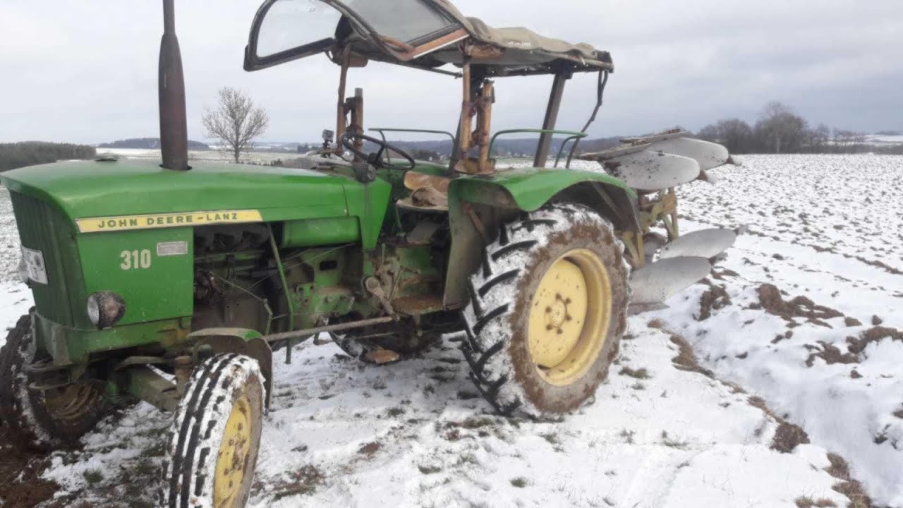 Den ersten Schnee 2019 unterpflügen mit 2 Schar Volldrehpflug von Gassner