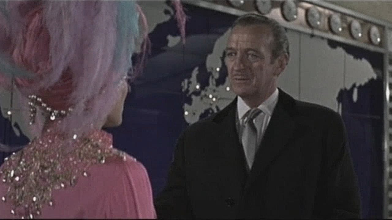 Clip: Casino Royale (1972) | 