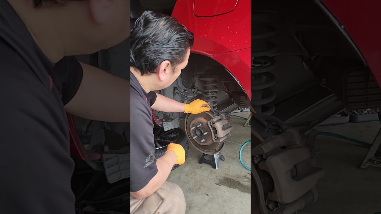 Cambio de amortiguadores, Toyota corolla 2017.
