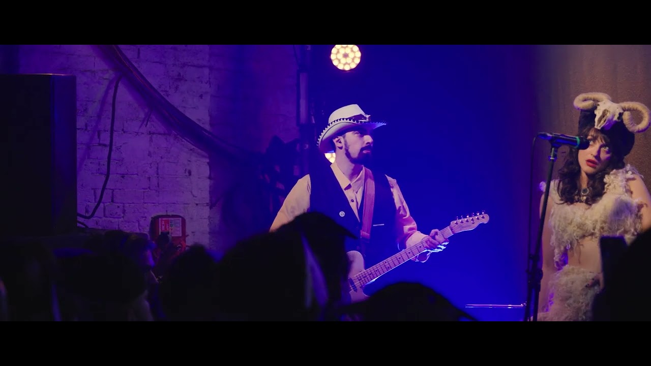 Le Lamb Full Live Performance at Green Door Store Brighton