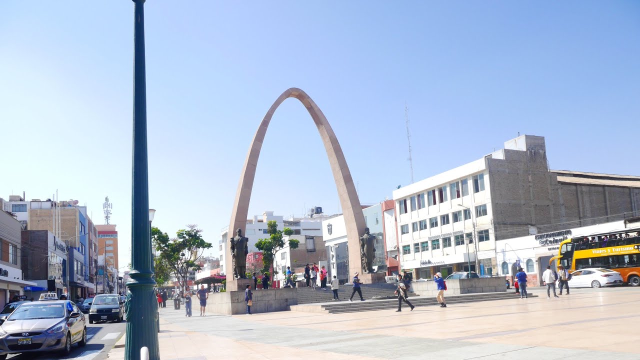 TACNA 🇵🇪 | PASEANDO POR LA HER&Oacute;ICA CIUDAD 🏃 EXPLORANDO EL VERDADERO PER&Uacute; 👍