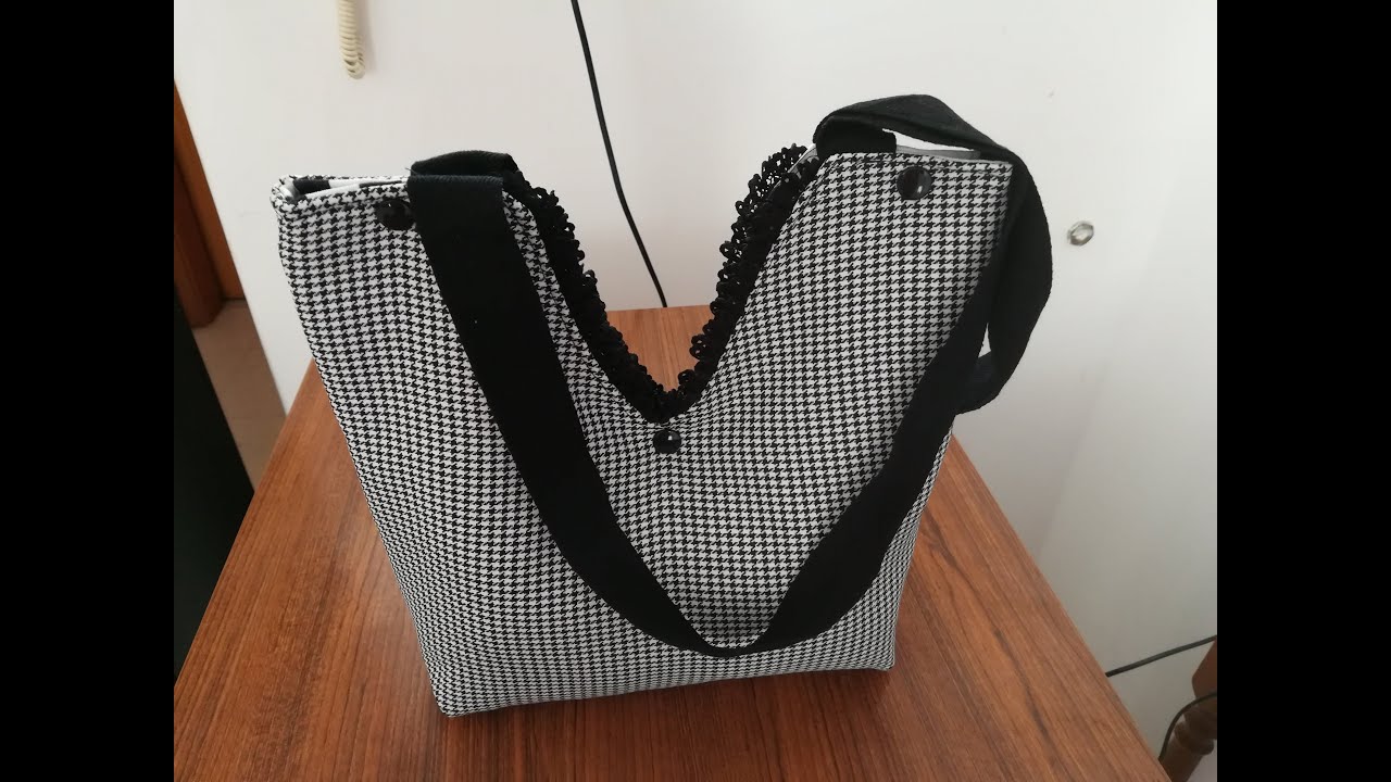 Sac avec dentelle et décolleté~Couture Anaïs