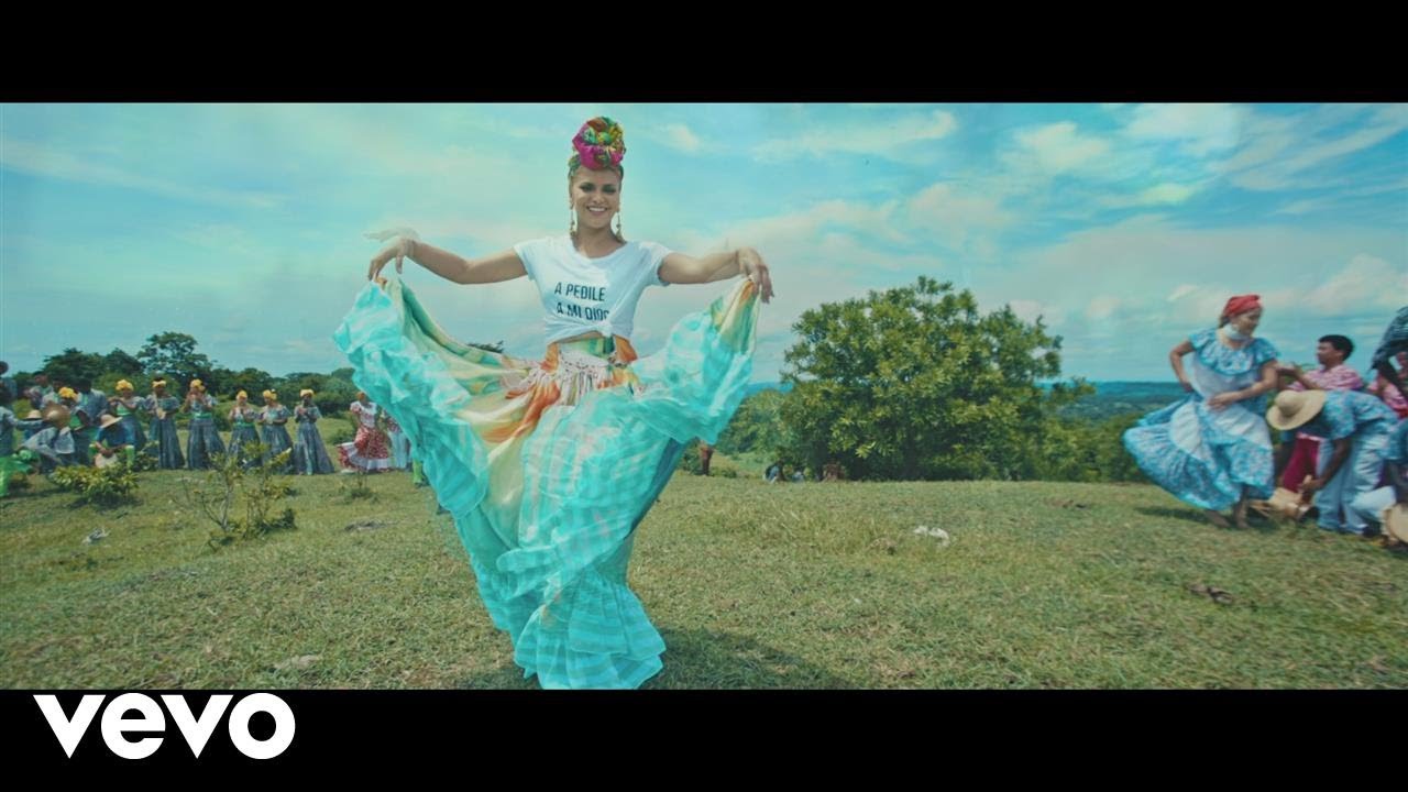 Adriana Lucía - A Pedile A Mi Dios (Video Oficial)
