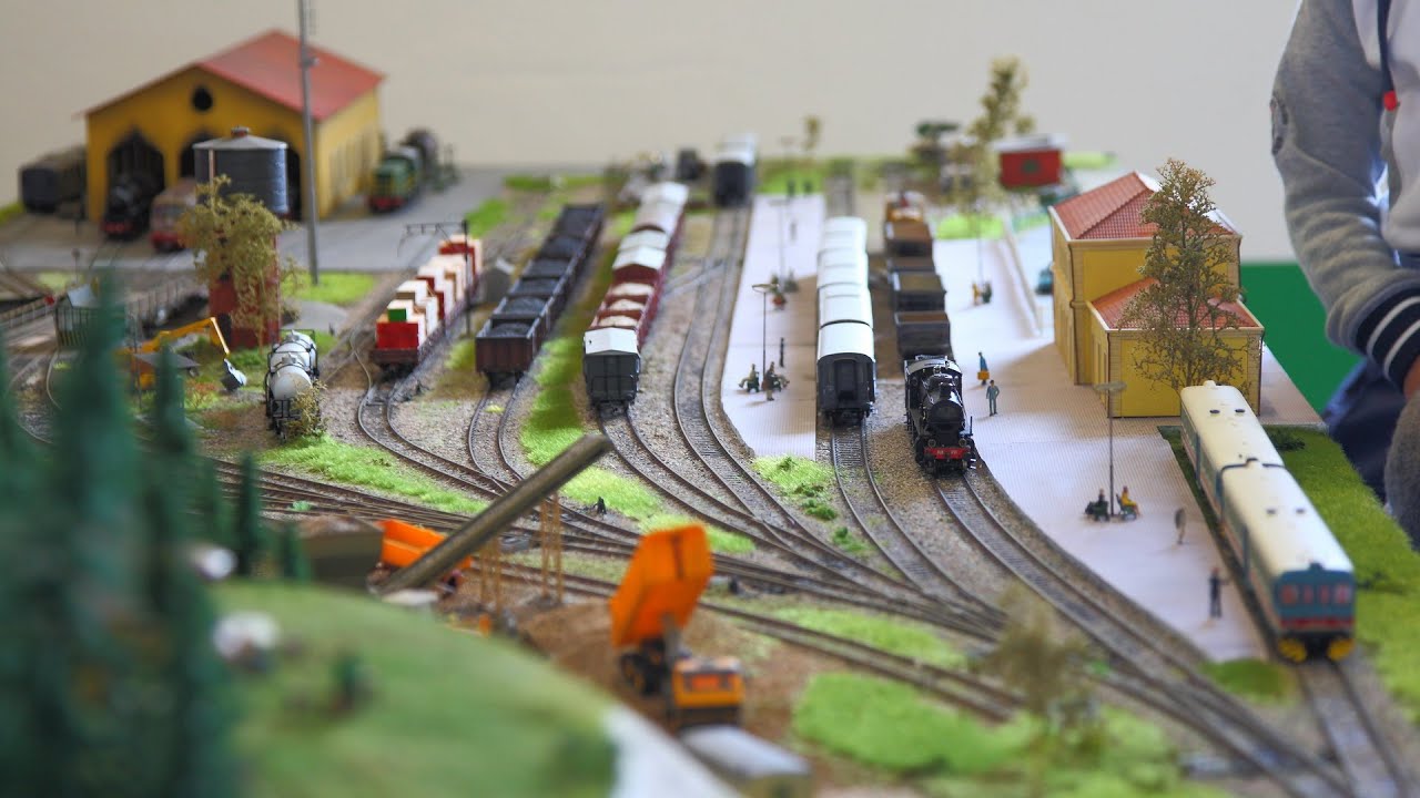 Plastici e Convogli presenti al 4° anniversario del negozio Minimondo 2014