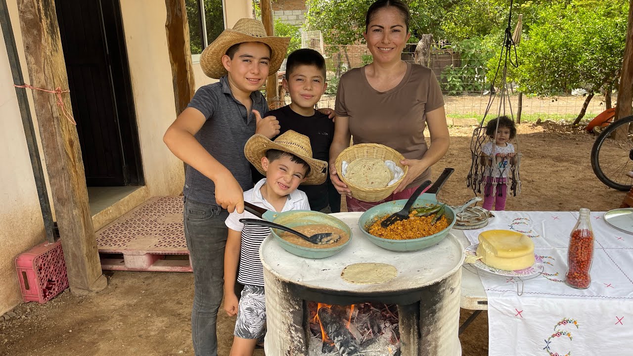 DESAYUNO CASERO CHORIZO CON HUEVO al estilo Rancheritos De Sinaloa