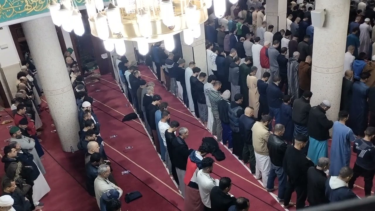صلاة التراويح من مسجد عبد الحميد ابن باديس بواسماعيل ولاية تيبازة