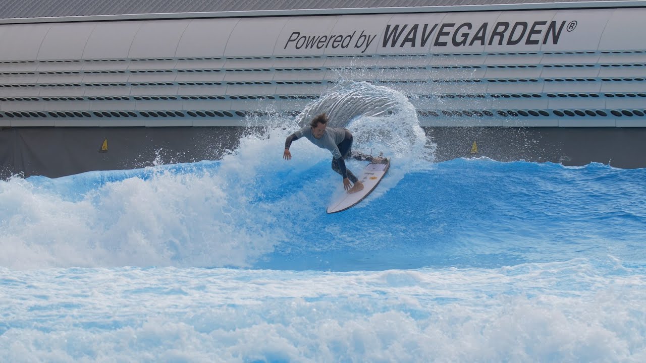 UGO ROBIN (COACH & MONITEUR DE SURF) TESTE ALAÏA BAY 🇨🇭