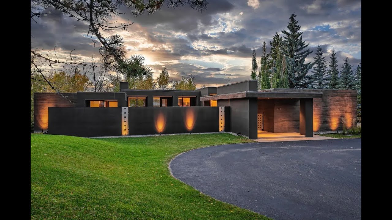 Majestic Masterpiece in Edmonton, Alberta, Canada | Sotheby's International Realty