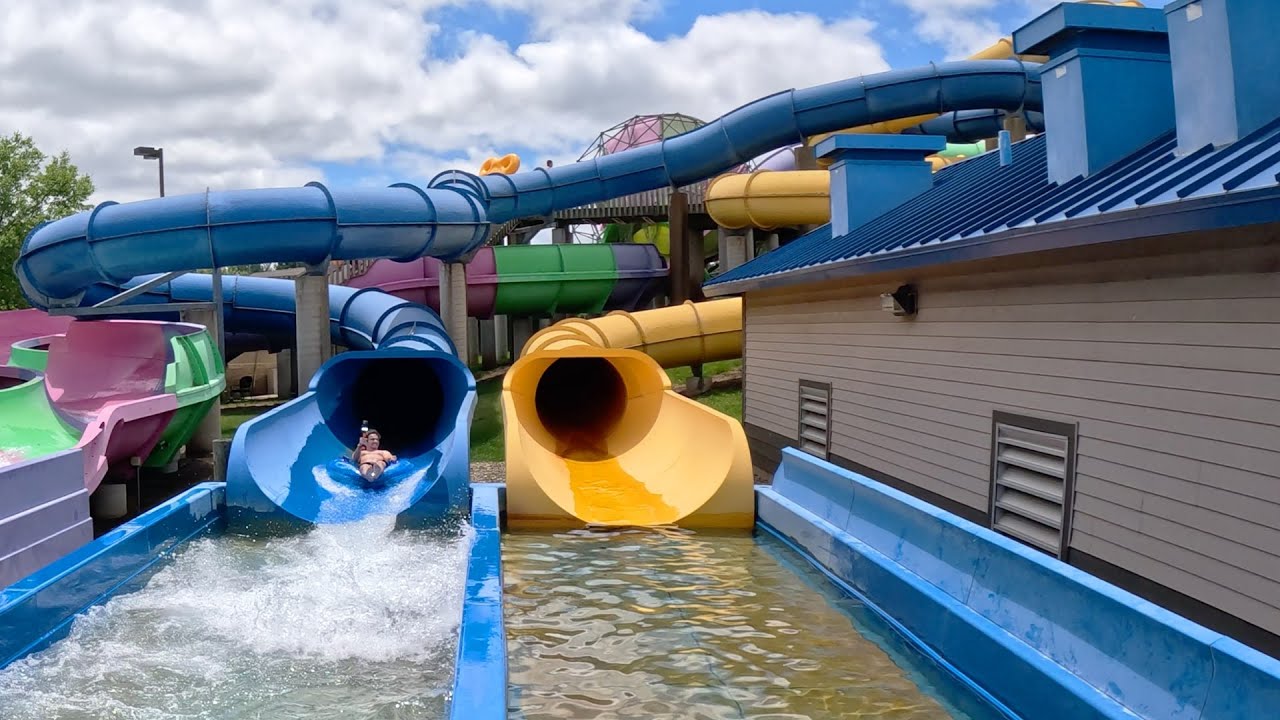 VIOLENT Waterslide - The Abyss (blue) at Hurricane Harbor Rockford with TUBERIDES
