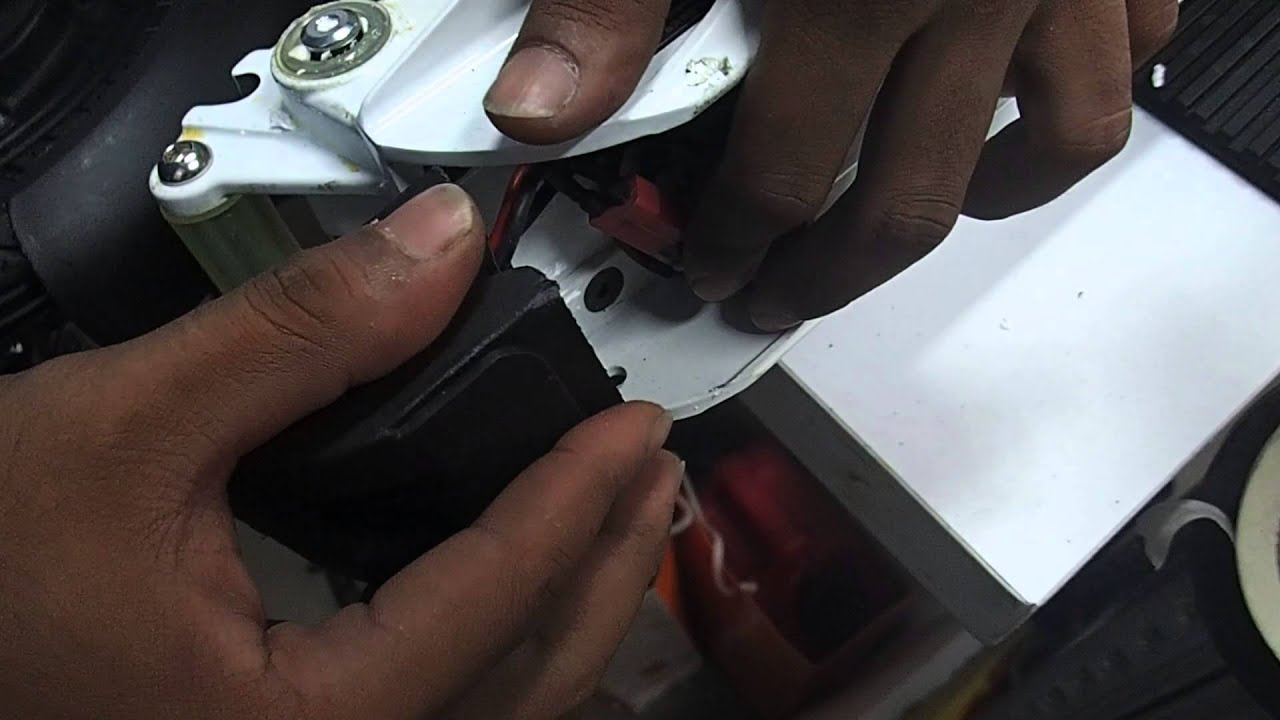 How to: Reconnect batteries for Zoom and/or ETWOW