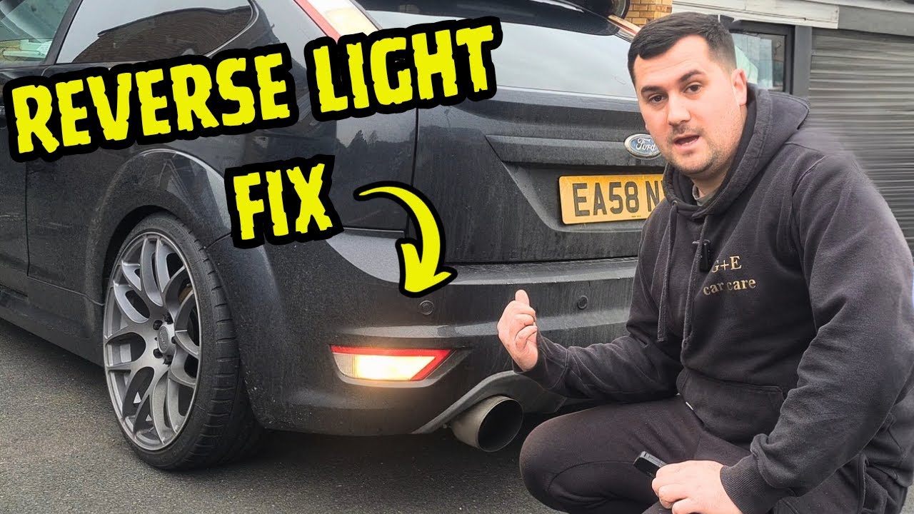 FIXING THE REVERSE LIGHT ON MY MK2 FOCUS ST225 | REVERSE LIGHT SWITCH REPLACEMENT